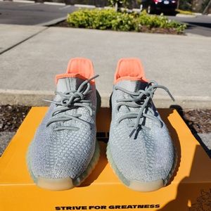 Yeezy Adidas Boost 350 v2 in desert sage
